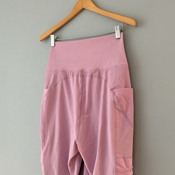 Free People • NWOT Lilac Pink Take A Hike Drop Waist Cargo Harem Pants Sz Small - Picture 15 of 17
